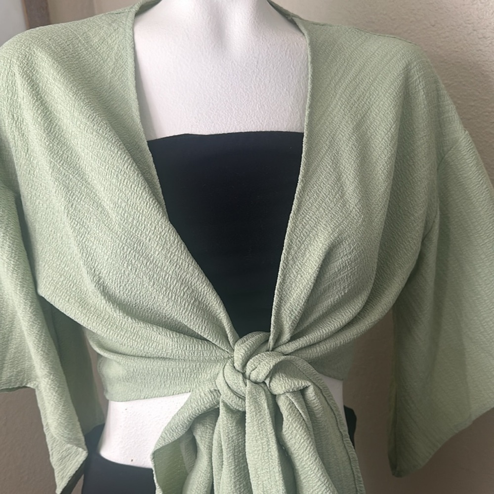 Green Boho Top Size M - Picture 2 of 3